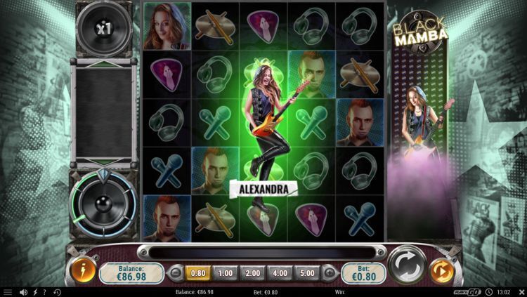 Black Mamba slot feature