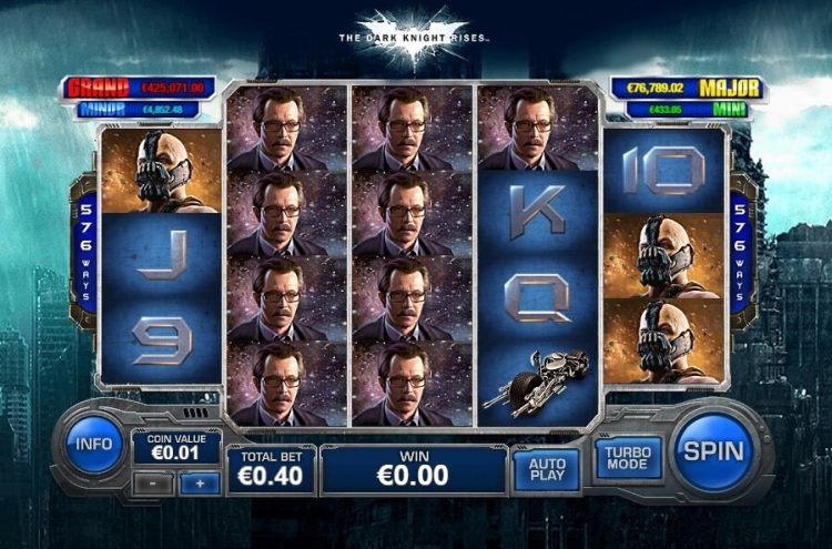 The Dark Knight Rises online slot gameplay