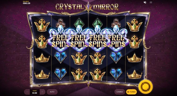Crystal Mirror Free Spins trigger