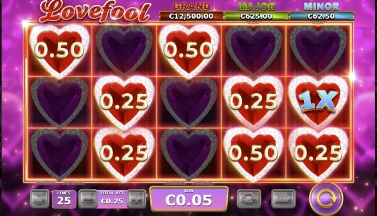 Lovefool online slot gameplay