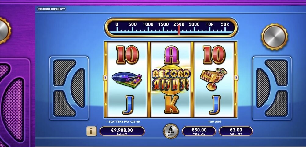 Record Riches slot Playtech - Bonus